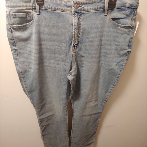 NWT Old Navy Boot Cut Jeans 18 - Picture 4 of 4